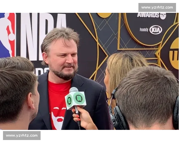 火箭老板态度明确:核心新星非卖品,重建与争冠两手抓 火箭老板态度明确:核心新星非卖品,重建与争冠两手抓